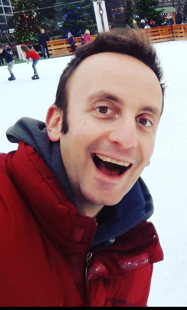 Uomo appena gay dichiarato cerco bel maschio che mi sfonda , contattatemi anche su tiktok malleusmaleficarum73