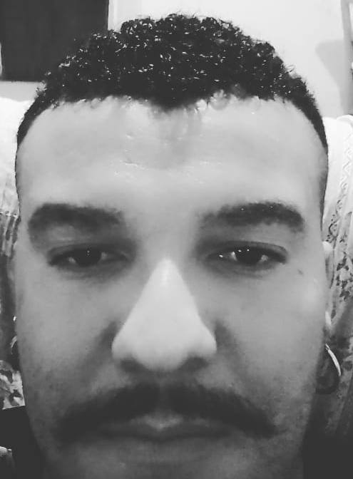 Ciao sono Bruno Lovisi mi piace essere inculato a sangue, scrivetemi in tanti