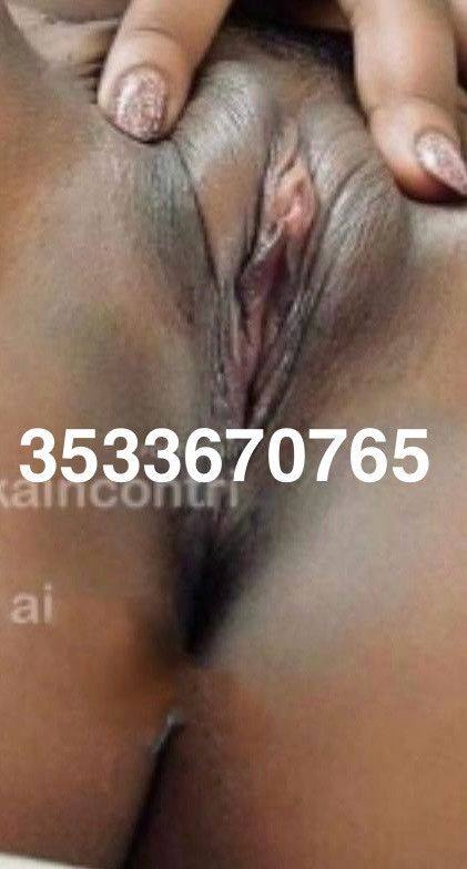 a roseto!!!nuovisima!! completissima,foto reali,vogliosa di prendere il tuo cazz0. . .e sp0mpinarlo fino a farlo sb0rrare!!