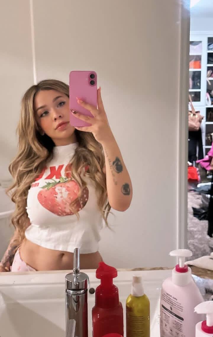 🍑🌹Sono disponibile per un po' di divertimento malizioso 🍑